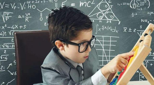 家长教孩子《优因数学》，看看七岁半的孩子能达到多么高的数学水平